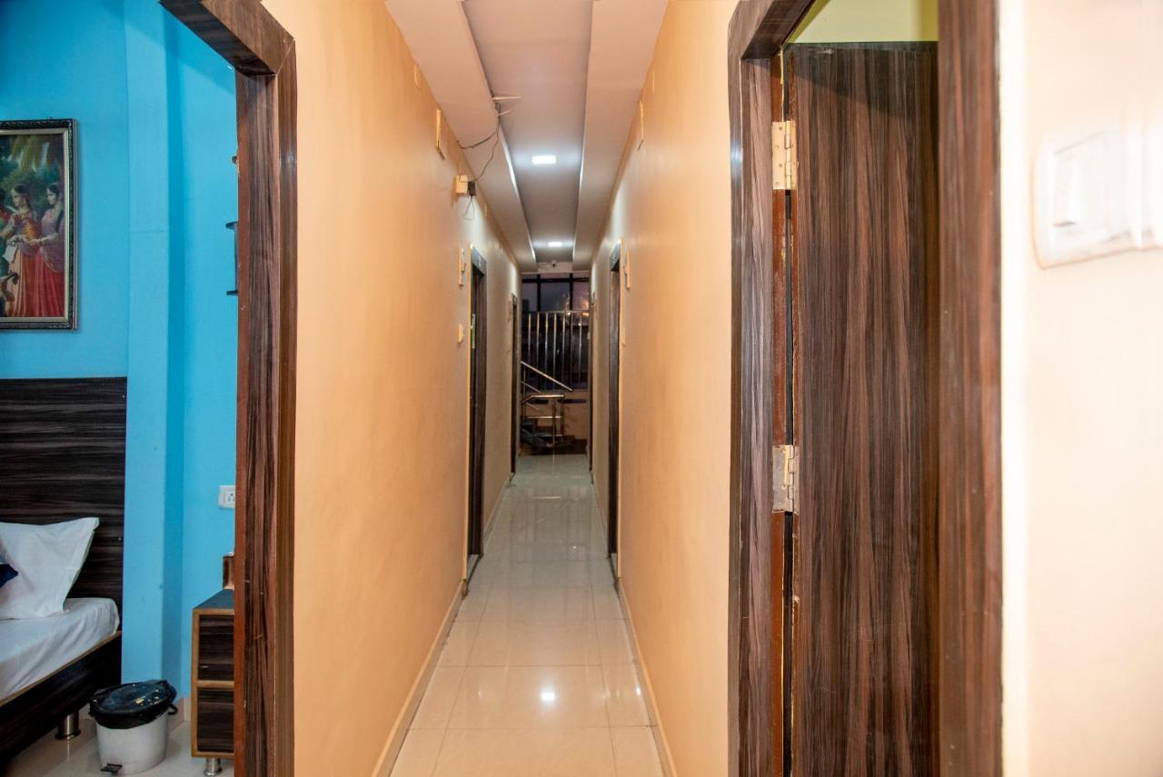 Vrindavan Comfort Inn ハイデラバード エクステリア 写真
